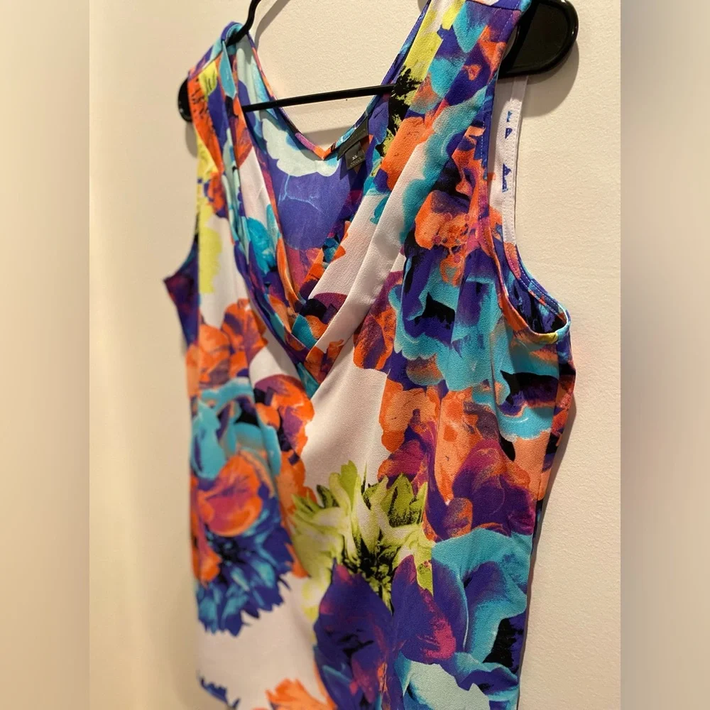Worthington, Size XL, Floral Print, Sleeveless V-Neck Blouse - Picture 5 of 8